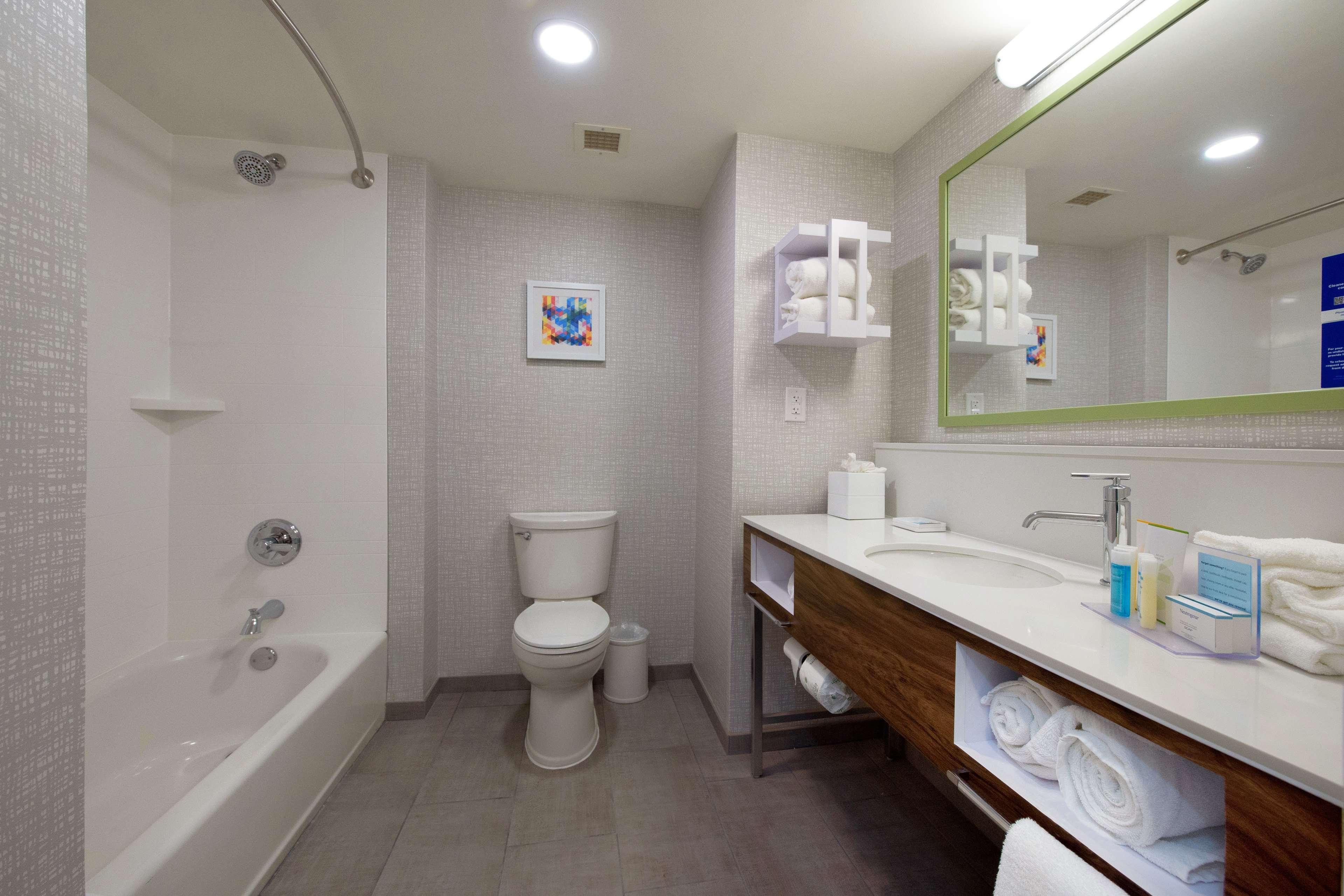 Hampton Inn Fayetteville Eksteriør billede