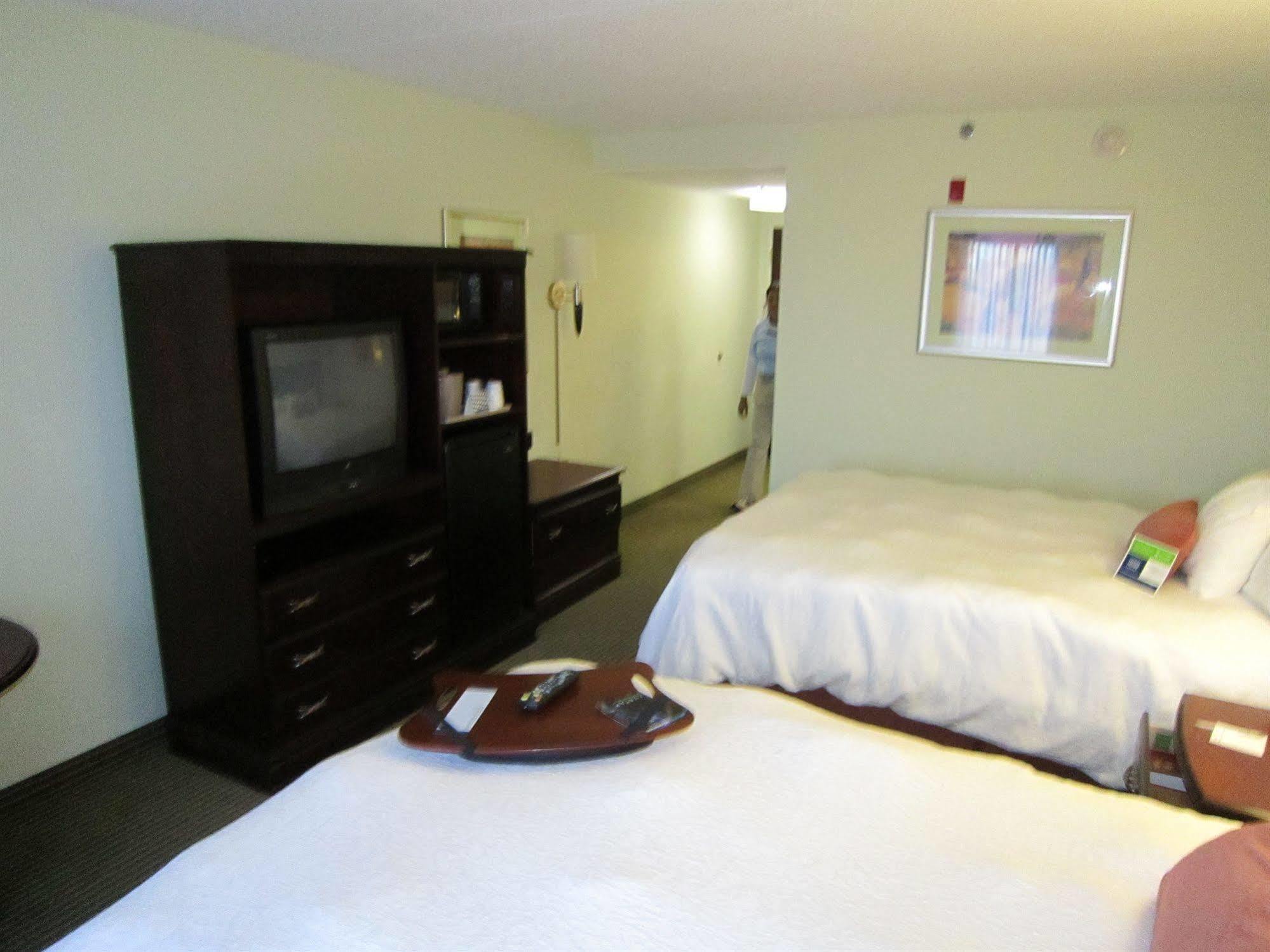 Hampton Inn Fayetteville Værelse billede