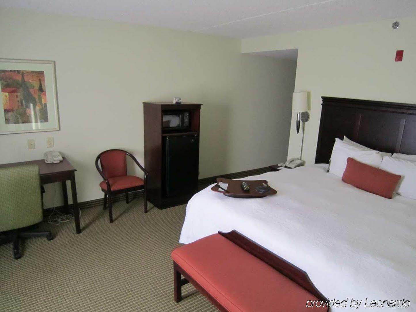 Hampton Inn Fayetteville Eksteriør billede