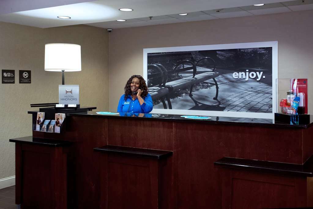 Hampton Inn Fayetteville Interiør billede